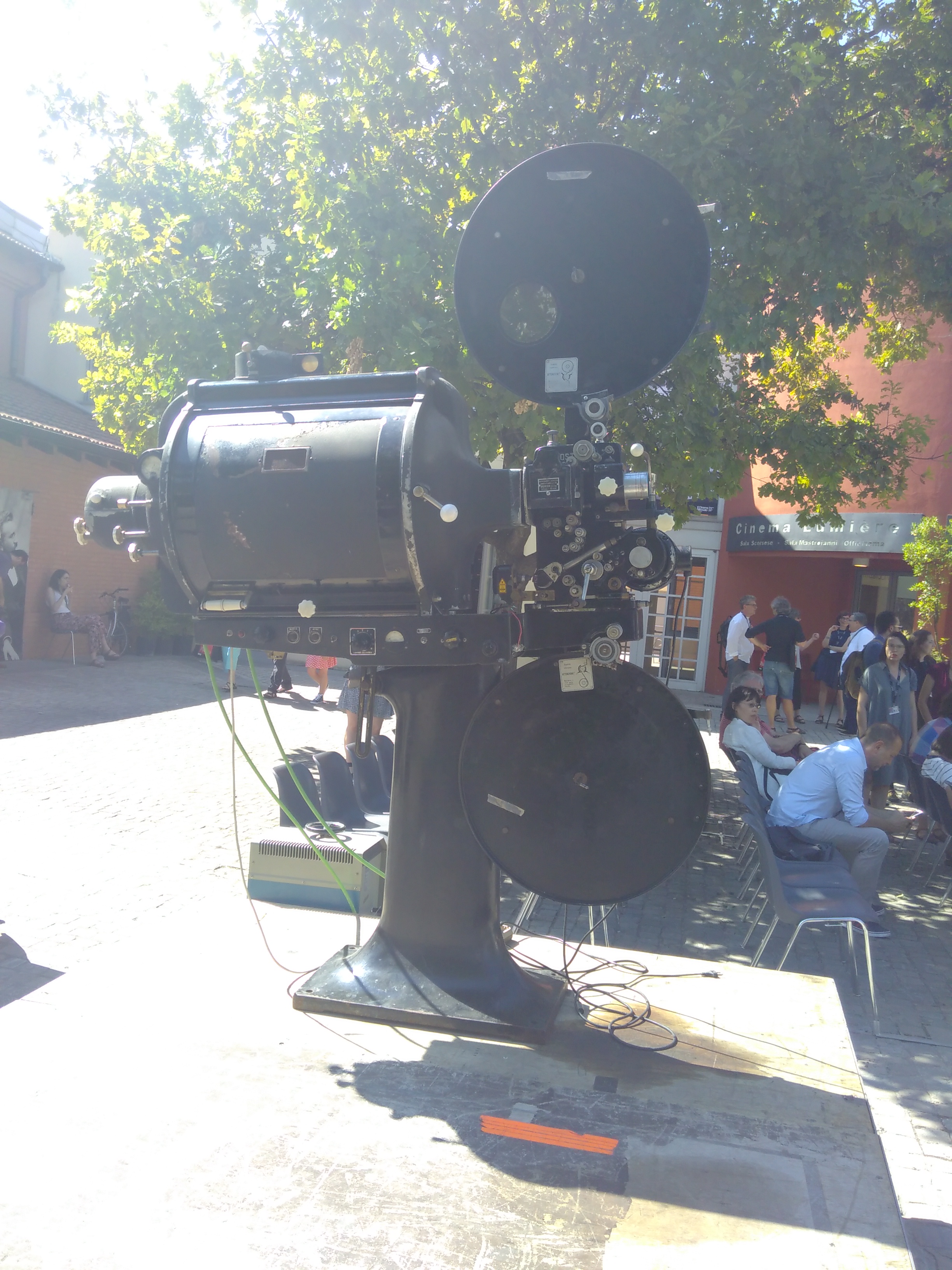 Cinema seating and screen lighting for trailer previews